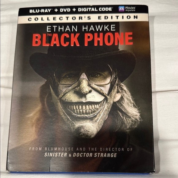 7 MOVIES/50$ The Black Phone Collector's Edition Blu-ray DVD - Picture 1 of 6